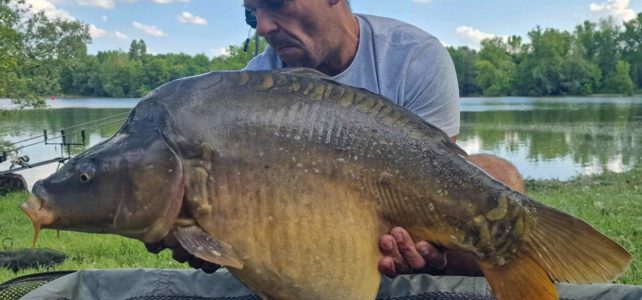 Un grand bravo à Roger et Fred pour cette petite goulue de 14 kg!