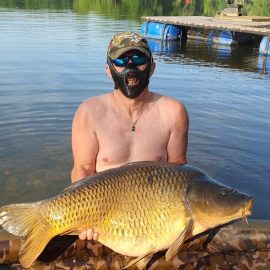 Calou négocie avec une Carpe de 22kg